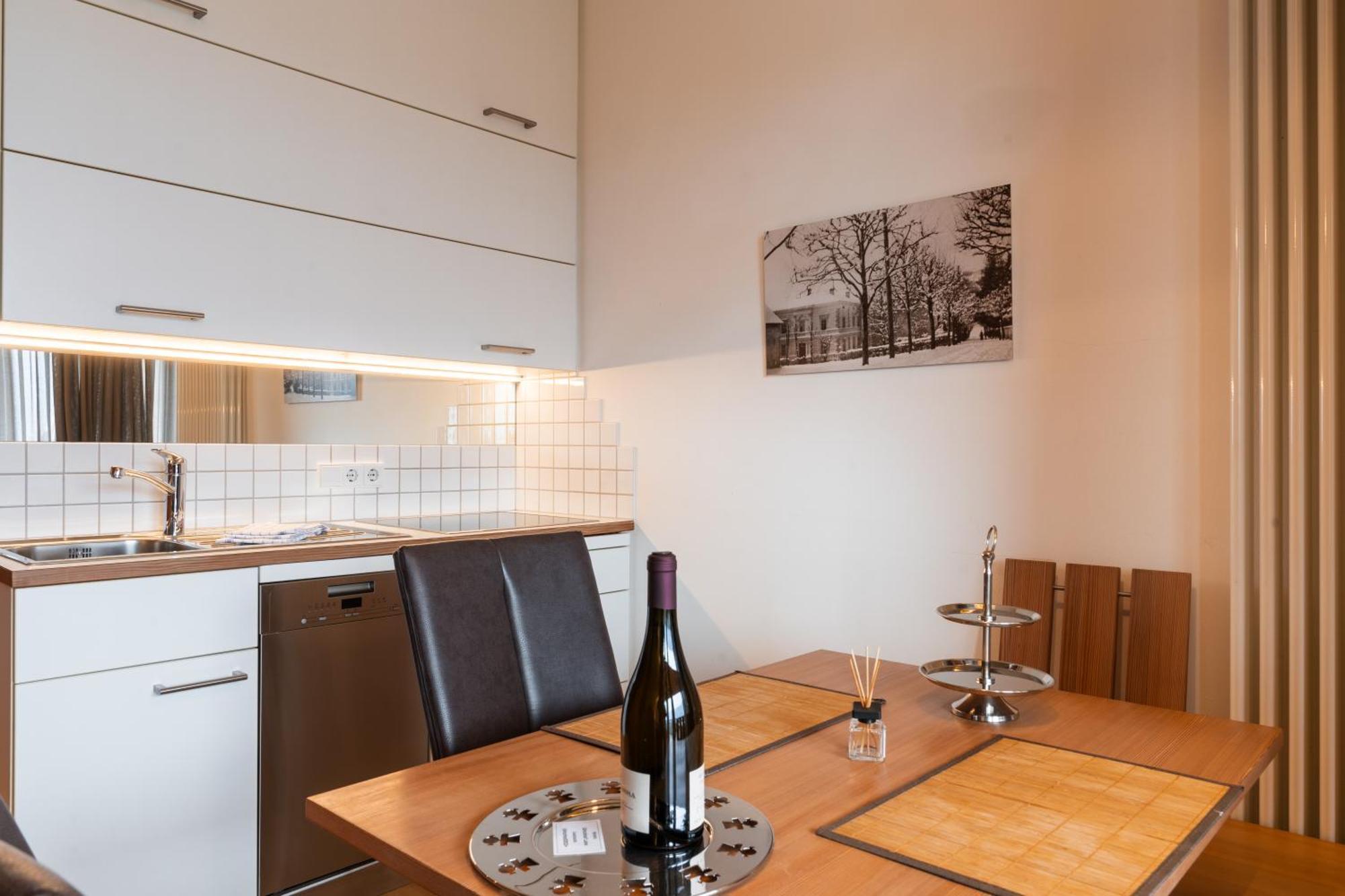St. Ulrichhof Appartement Lana Buitenkant foto