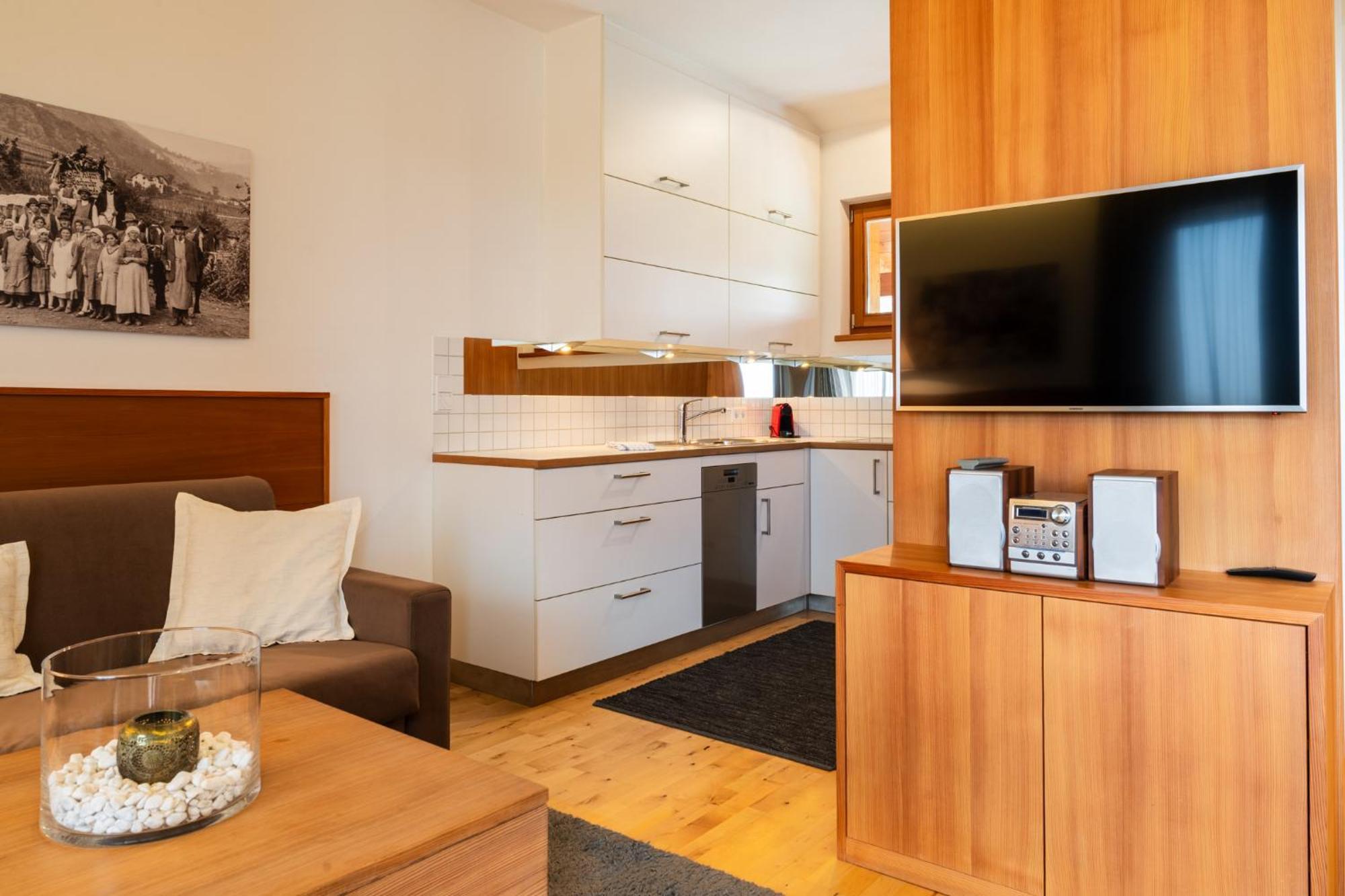 St. Ulrichhof Appartement Lana Buitenkant foto