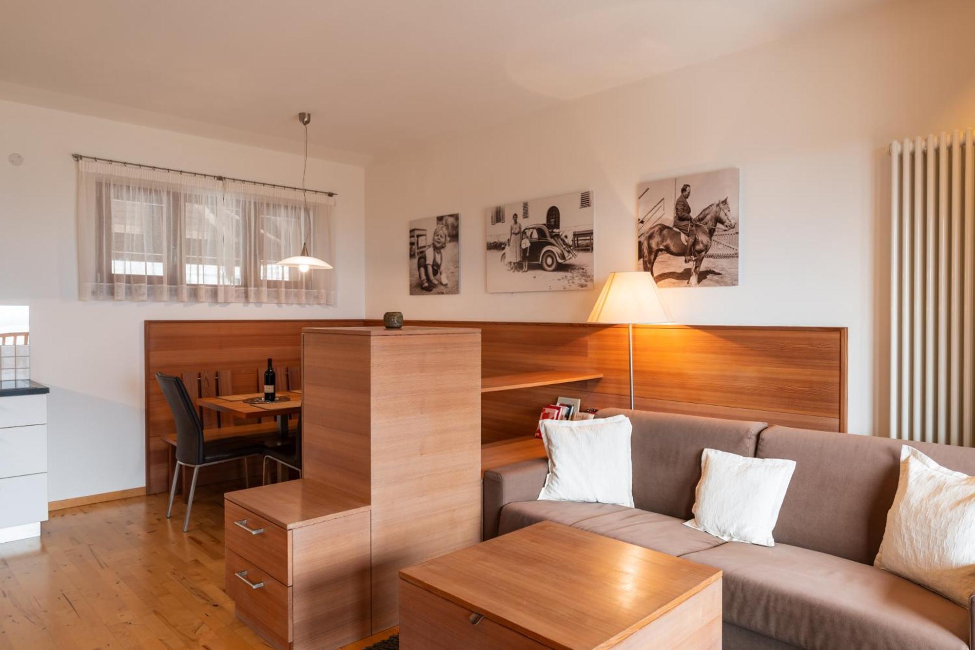 St. Ulrichhof Appartement Lana Buitenkant foto