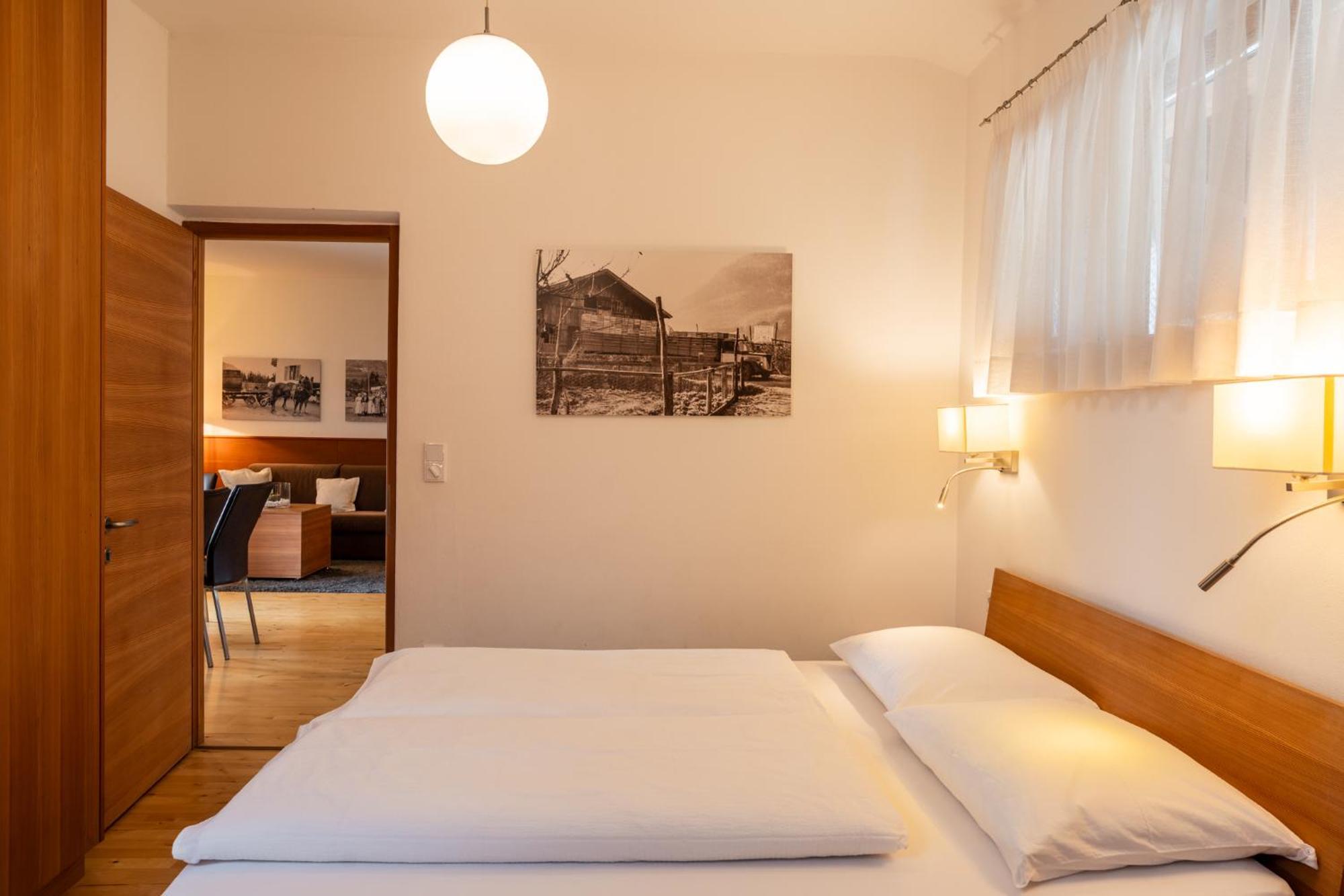 St. Ulrichhof Appartement Lana Buitenkant foto